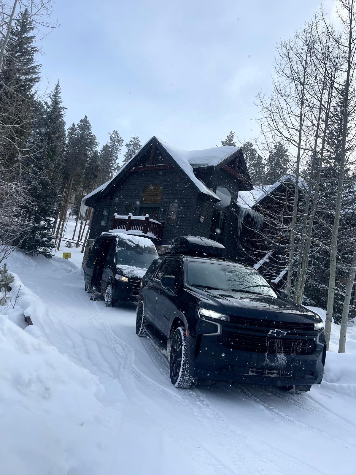 Denver Airport to Vail in Winter: Shuttle vs Rental vs Private